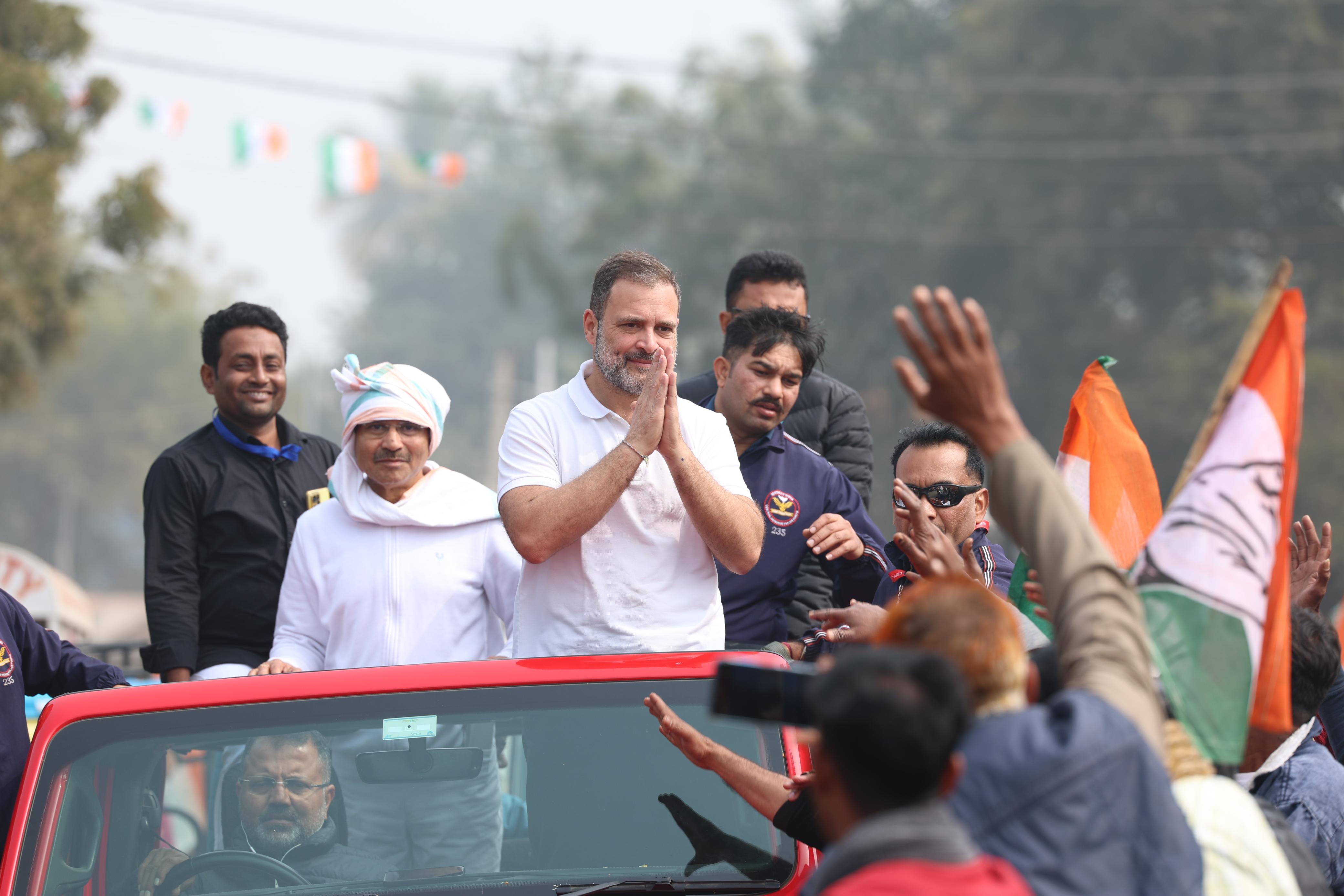 Rahul Gandhi Greeting Nyay Yoddhas